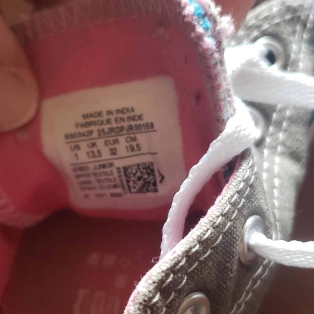 Converse - Picture 7 of 7